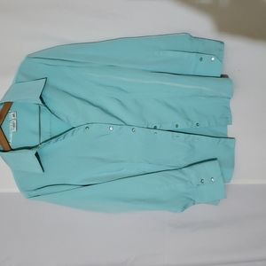 Woman's Long Sleeve Fitted Blouse with collar